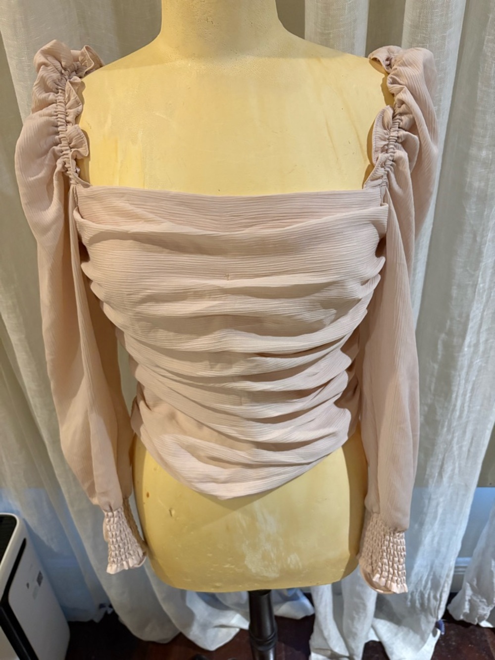 Astr Ruched Long-Sleeve Blouse in Dusty Pink
